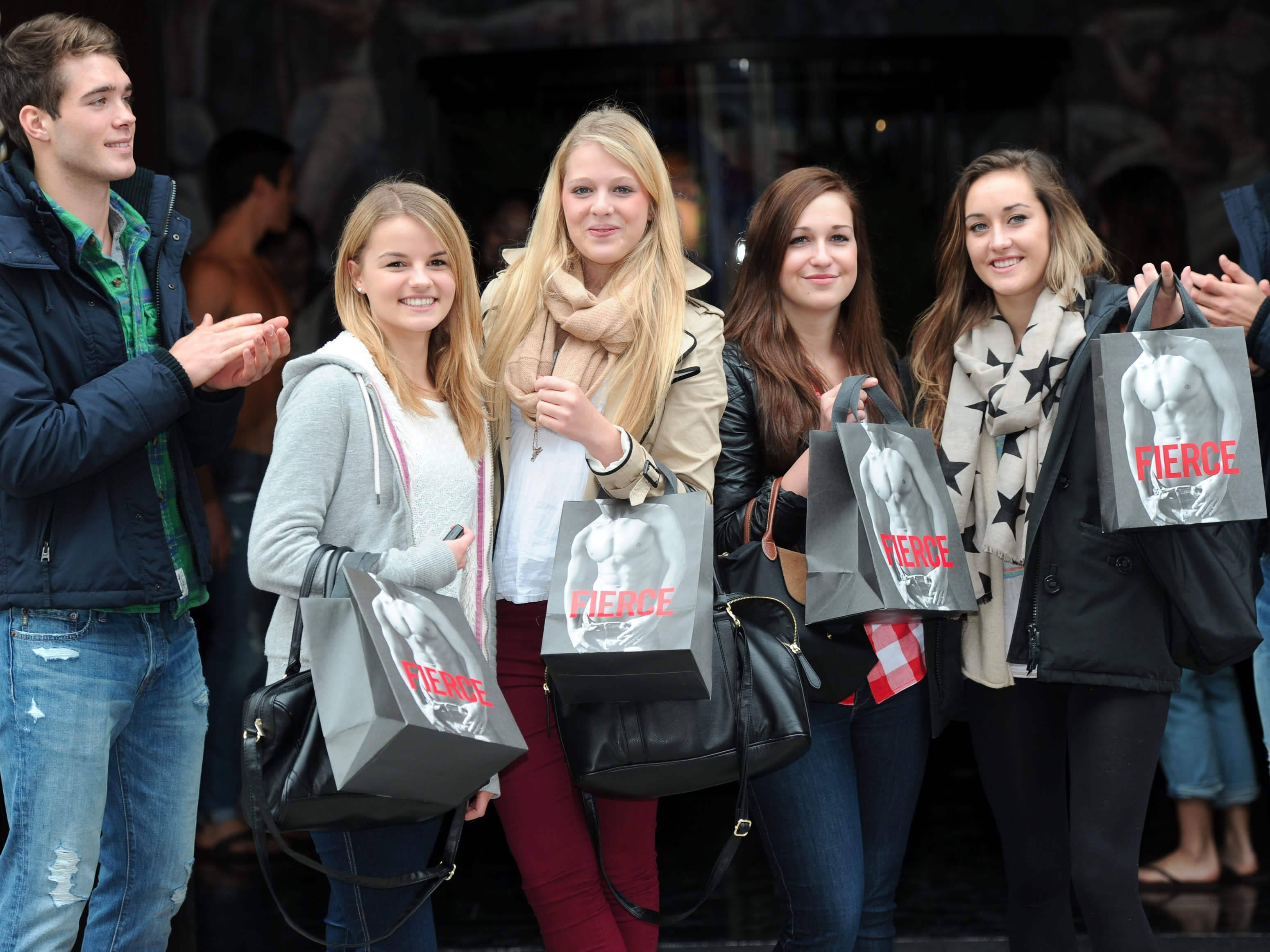 abercrombie and fitch workers