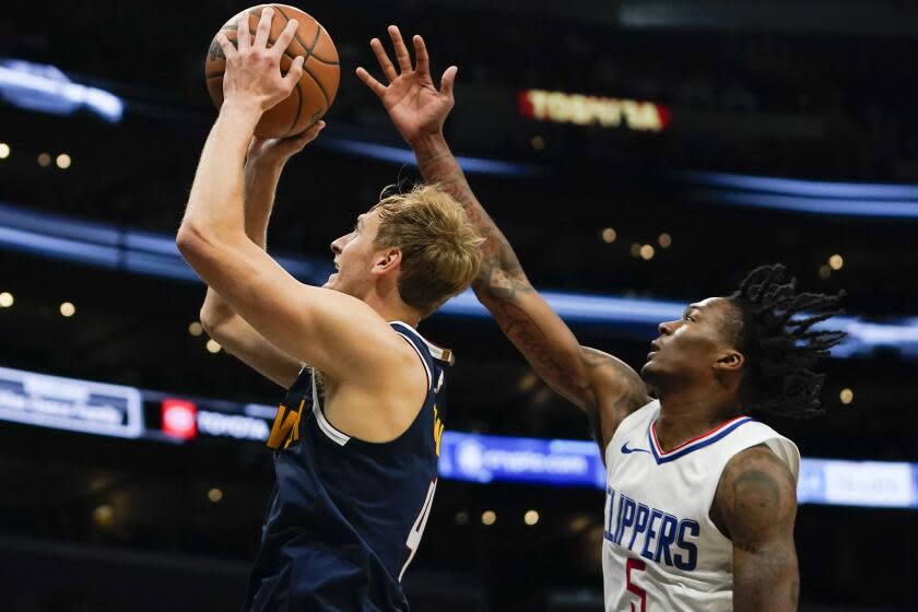 Bones Hyland injures ankle in Clippers' preseason loss against Nuggets