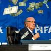 Scandalo FIFA, Blatter &#39;canta&#39; ancora: &quot;I Mondiali 2022 dovevano andare agli USA&quot;