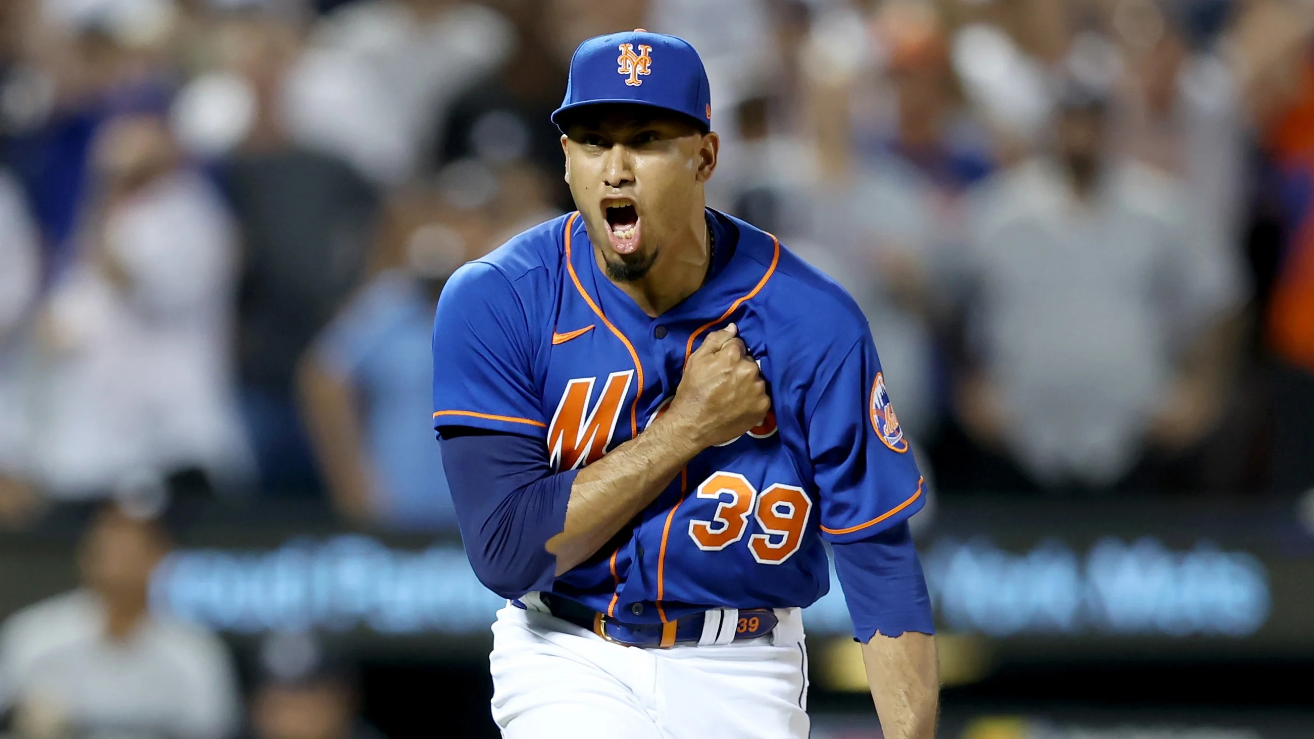 Mets' Santana Expected to Have M.R.I. on Back - The New York Times