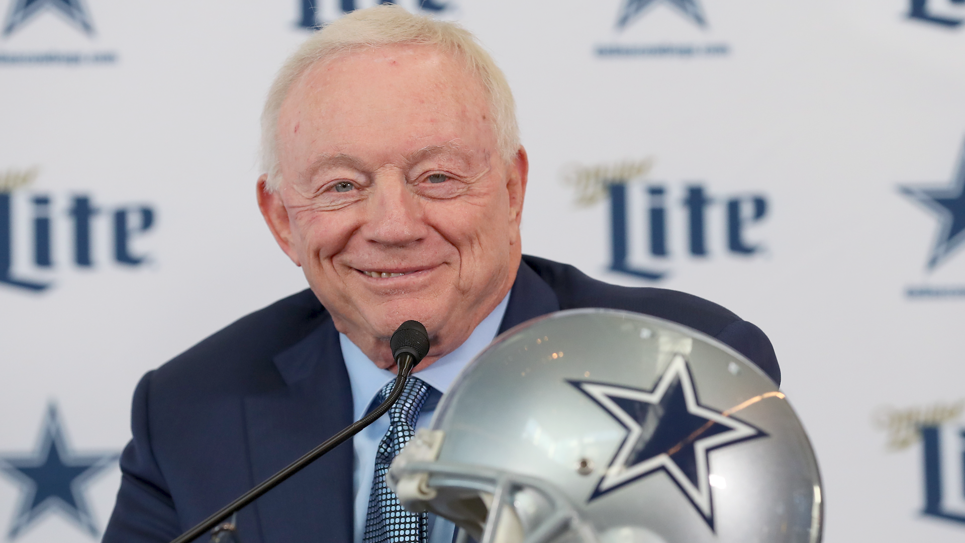 How Dallas Cowboys owner Jerry Jones turned a money-losing team