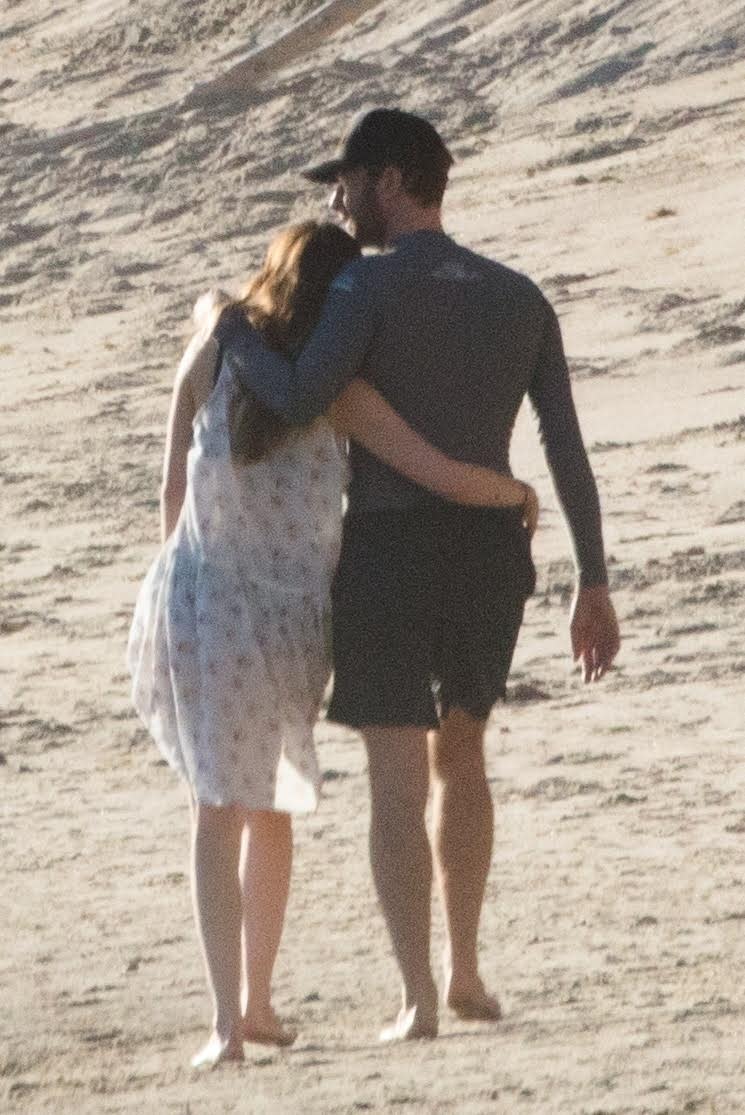 Candid Beach Nudes Love Hug - 6 times celebrity couples confirmed romances with staged beach pix