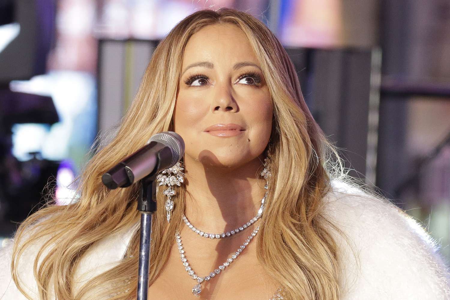 Everything Mariah Carey Said About Her 'Complicated' Relationship with Late Mom Patricia: She 'Did the Best She Could'