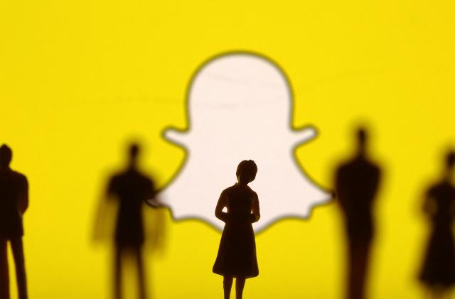 Snapchat logo is seen in this illustration taken July 28, 2022. REUTERS/Dado Ruvic/Illustration