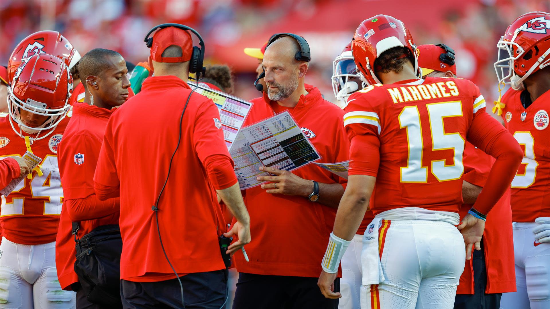 Sunday Night Football: Chiefs lead Jets 20-12 at halftime