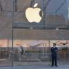 La crisi delle vendite di iPhone trasforma gli Apple Store