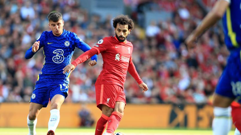 LIVERPOOL, ENGLAND - AUGUST 28: Mohamed Salah of Liverpool battles with Mason Mount of Chelsea during the Premier League match between Liverpool and Chelsea at Anfield on August 28, 2021 in Liverpool, England. (Photo by Simon Stacpoole/Offside/Offside via Getty Images)