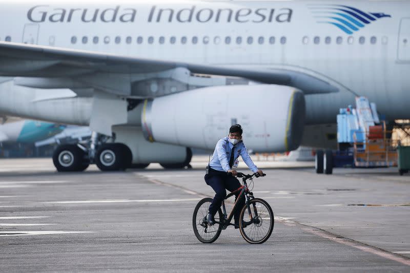 Garuda Indonesia memotong setengah utang dengan restrukturisasi, di jalur untuk menghasilkan keuntungan
