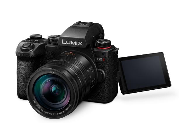 Panasonic's Lumix G9 II is its first Micro Four Thirds camera with hybrid autofocus