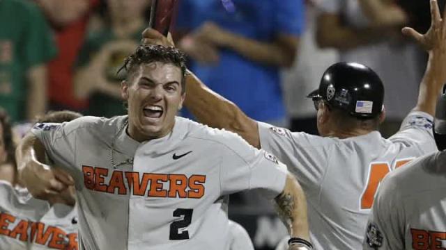 Arkansas' unbelievable gaffe with two outs in the ninth extends College World Series