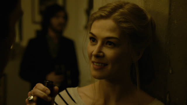 'Gone Girl' Clip: Who Are You?