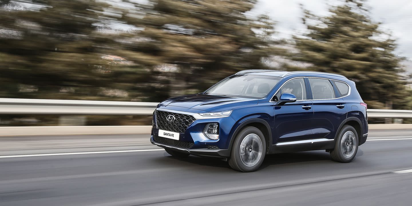 19 Hyundai Santa Fe Bolder Looks And An Optional Diesel