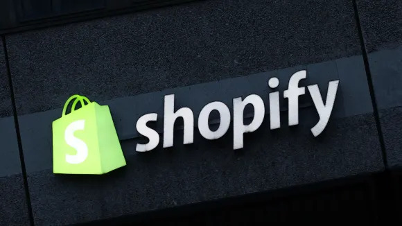 Shopify stock plunges after warning of gross margins dip in Q2