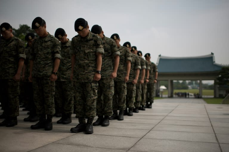 한국 트랜스젠더 병사 사망에 대한 분노