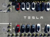 Tesla is a 'high-growth stock' that has 'hit a wall': Analyst