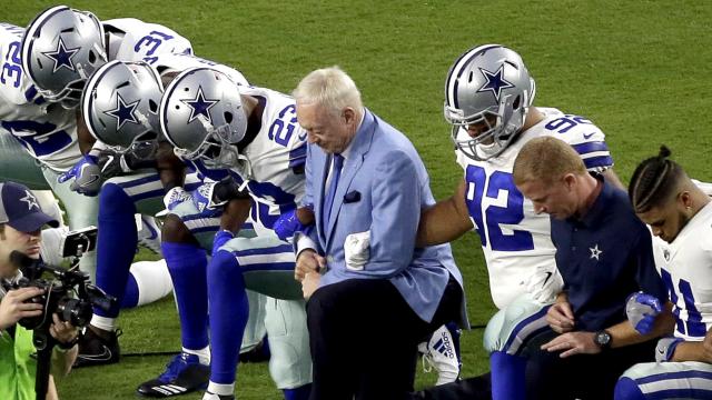 Emmitt Smith on the importance of “America’s Team” being at the forefront of Anthem protests