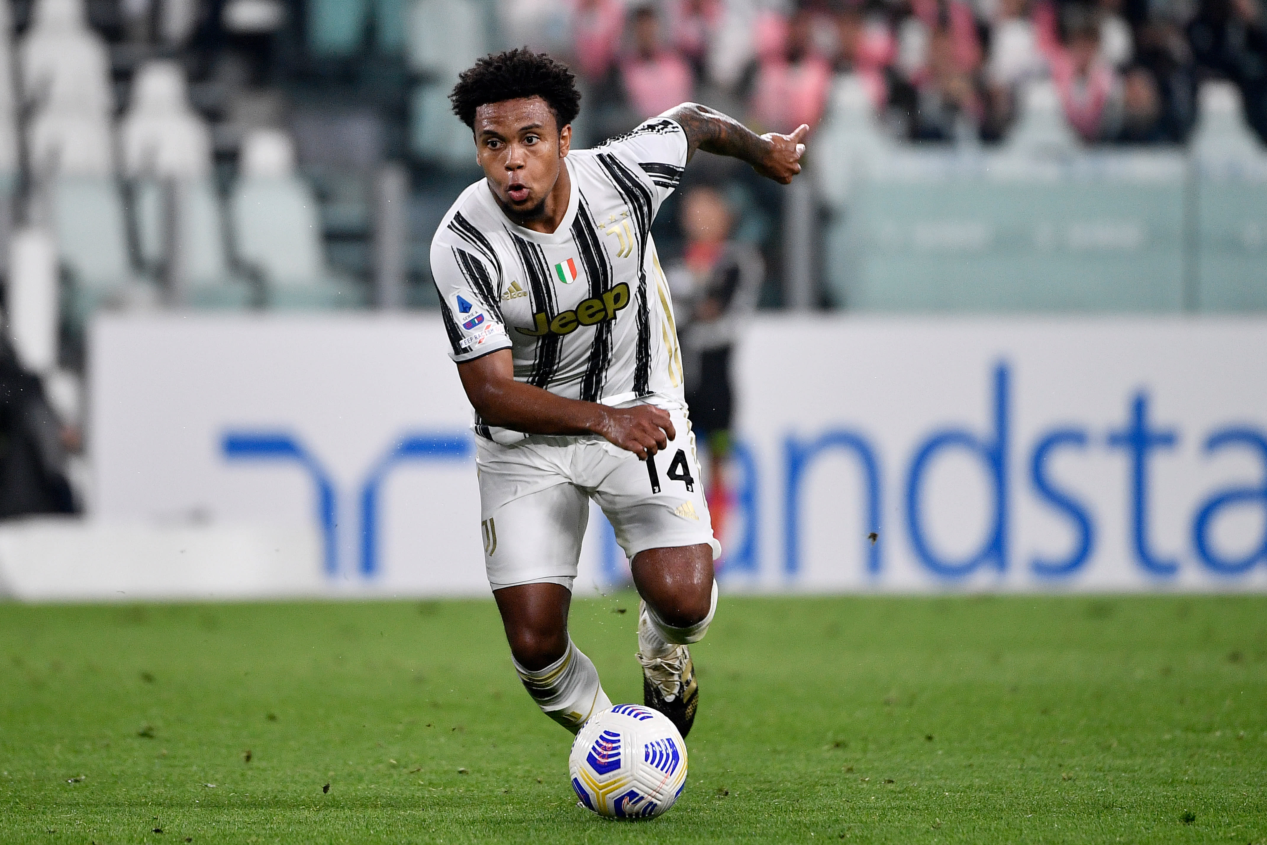 USMNT's Weston McKennie goes right into Juventus starting lineup alongside  Cristiano Ronaldo