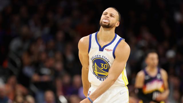 The Rush: Steph Curry crumbles under the Sun, Phoenix extends win streak to 17