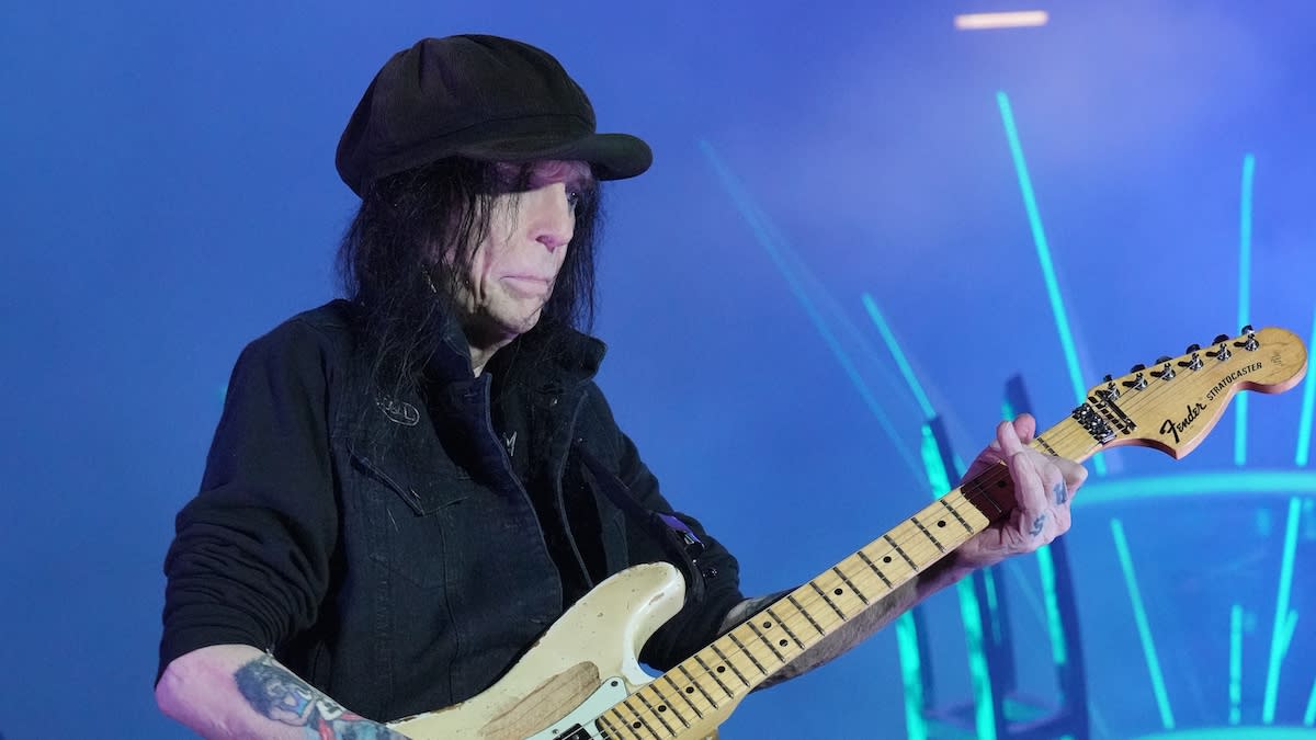 Mick Mars, guitarrista de Mötley Crüe, se retira de las giras