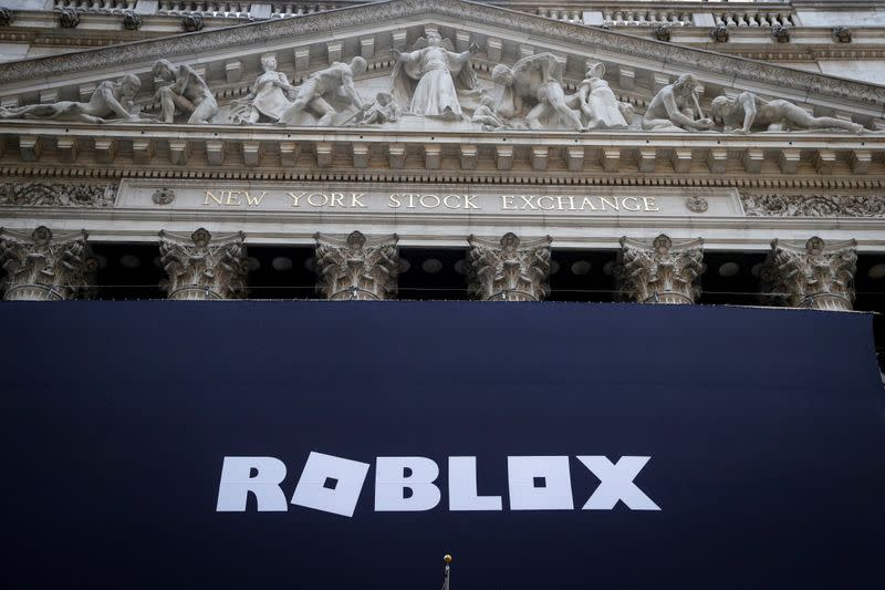 Roblox Gains Steam After Market Debut As Cathie Wood S Ark Picks Up Shares - roblox next generation logo