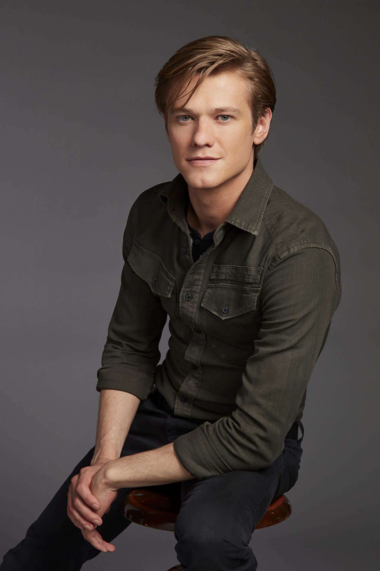 Lucas Till Filme I Emisiuni Tv   6a695a55dec1cdb9ba547a095fbd5b07