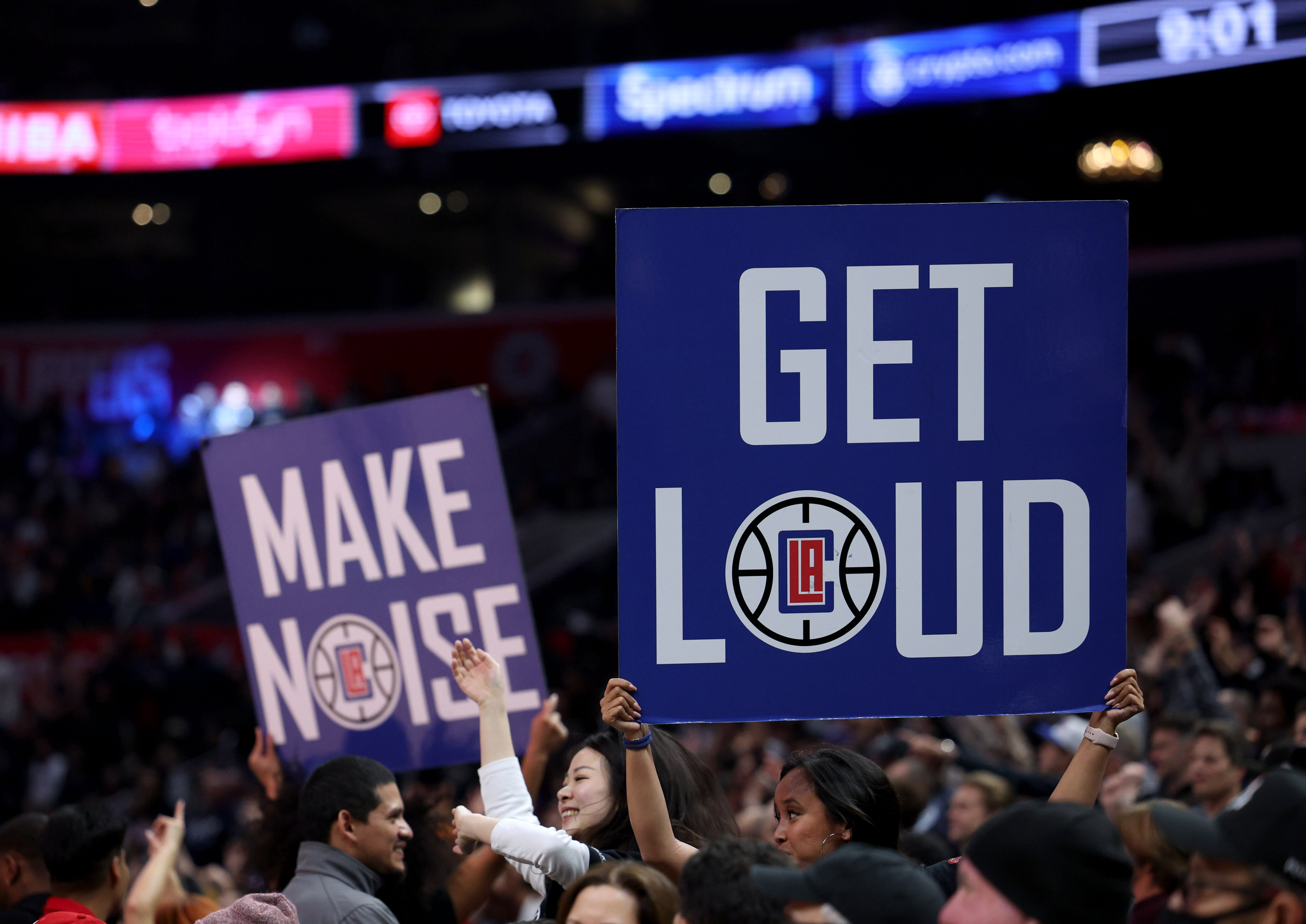 Clippers announce special season ticket for 'The Wall' fan section in new arena