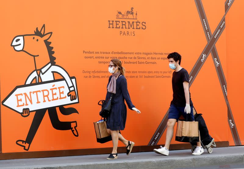 Handbag maker Hermes echoes luxury sales rebound amid online surge