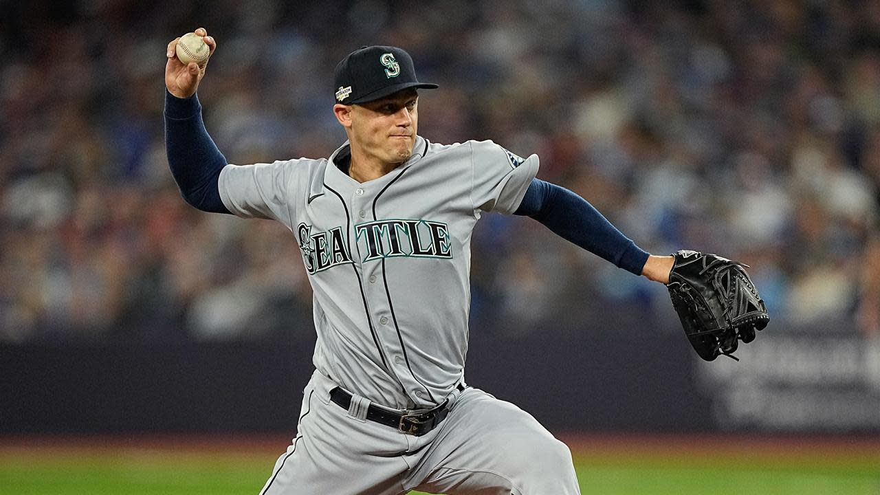 2023 Fantasy Baseball: 11 Relief Pitcher Targets for Holds Leagues -  FantraxHQ