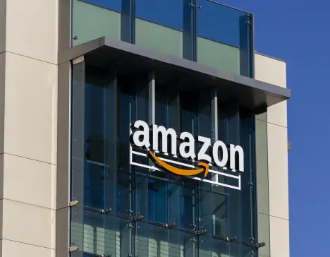 Amazon (AMZN) posted its first quarter report on Tuesday, revealing an AI-driven boost in the company's cloud computing growth. Multiple companies — including Alphabet (GOOG, GOOGL), Meta (META), and Microsoft (MSFT) — have all announced an increase in AI spending in a bid for dominance in tech. Yahoo Finance Tech Editor Dan Howley joins Catalysts to break down Amazon's part in the AI-fueled competition. For more expert insight and the latest market action, click here to watch this full episode of Catalysts. This post was written by Nicholas Jacobino