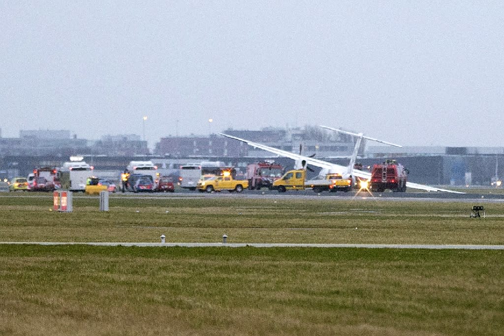 Hard landing as plane skids on Dutch runway in raging winds