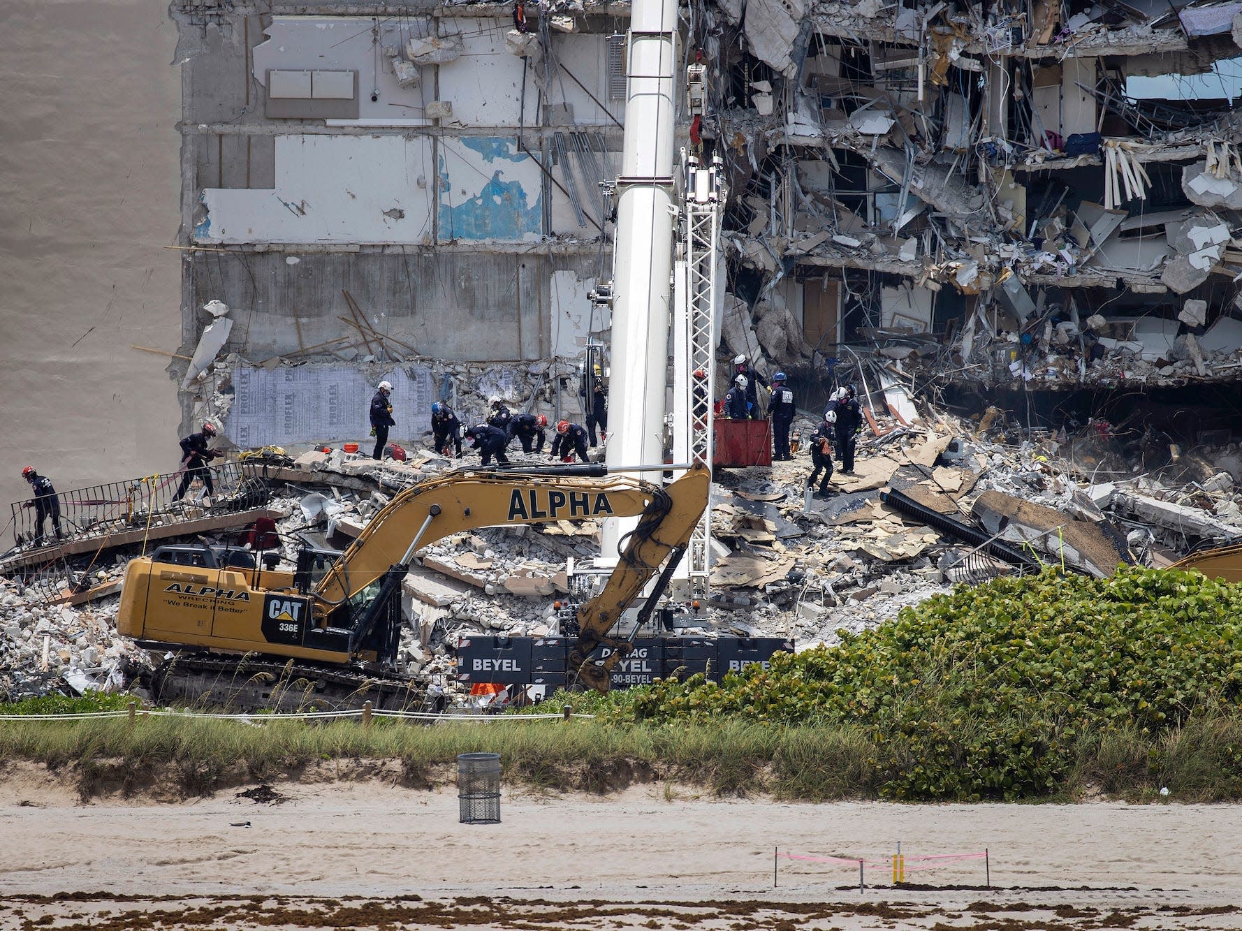 An area of standing water beneath the Miami condo that collapsed was in the same..