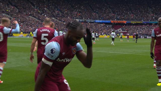 Antonio heads West Ham level at 2-2 v. Liverpool