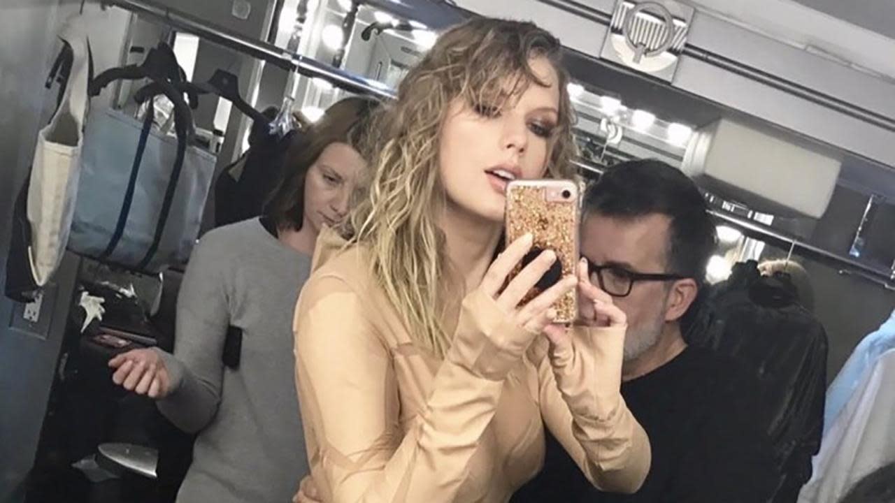 Taylor Swift Shakes Off Nude Bodysuit Shaming Of Her Ready For It 