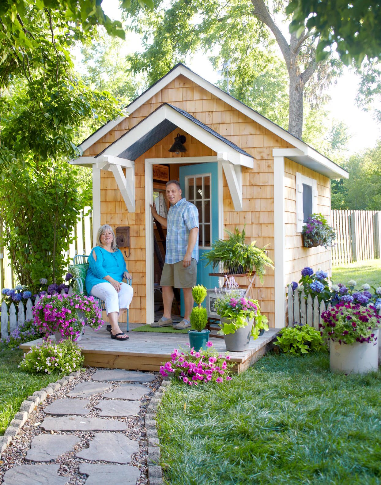 This Custom She Shed Is A Tiny Getaway Filled With Cozy Cottage Details 3101