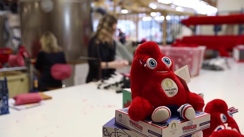 Production of Paris 2024 mascot toys in full swing