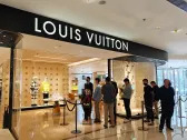 As Q1 Revenue Falls, LVMH Plays the Waiting Game