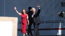 López Obrador pide a sus críticos "no meterse" con su esposa