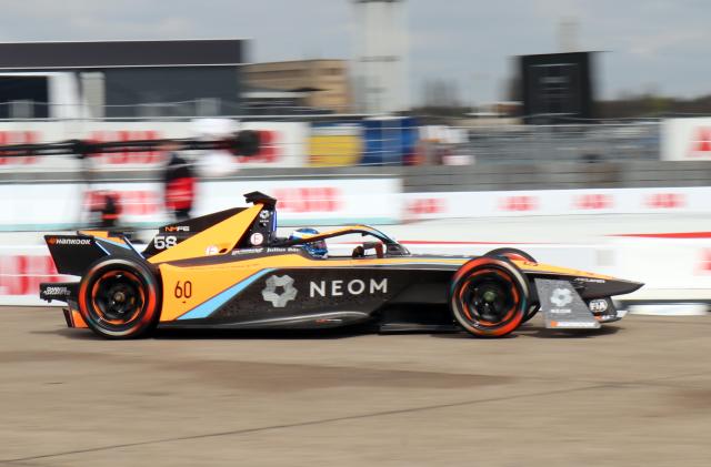 Formula E renews with CBS, adds Roku streaming