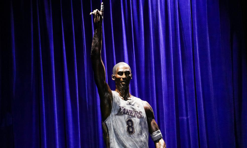 ‘Vom Wafer’: Lakers forced to correct errors on statue dedicated to Kobe Bryant