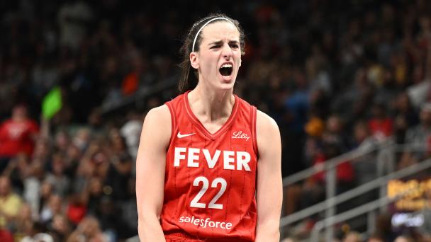 Caitlin Clark breaks WNBA rookie 3-point record