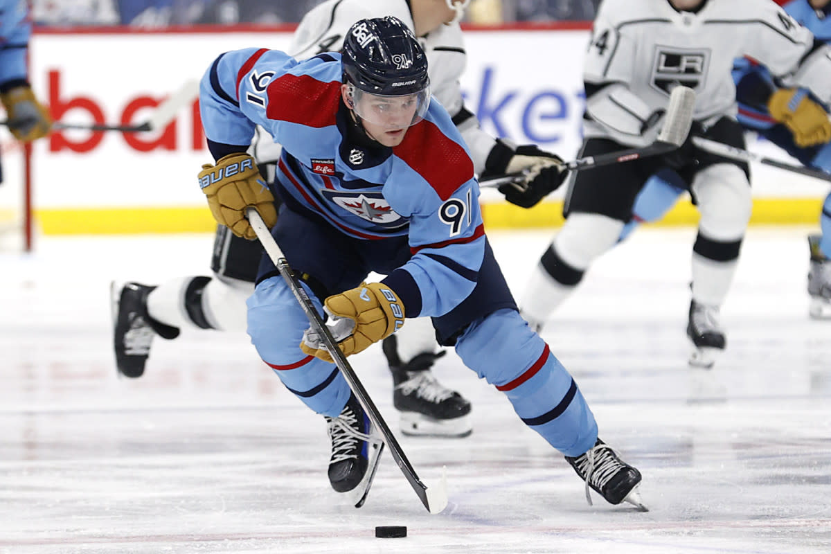 Is It In the Blackhawks' Interest to Offer Sheet Jets' Cole Perfetti?