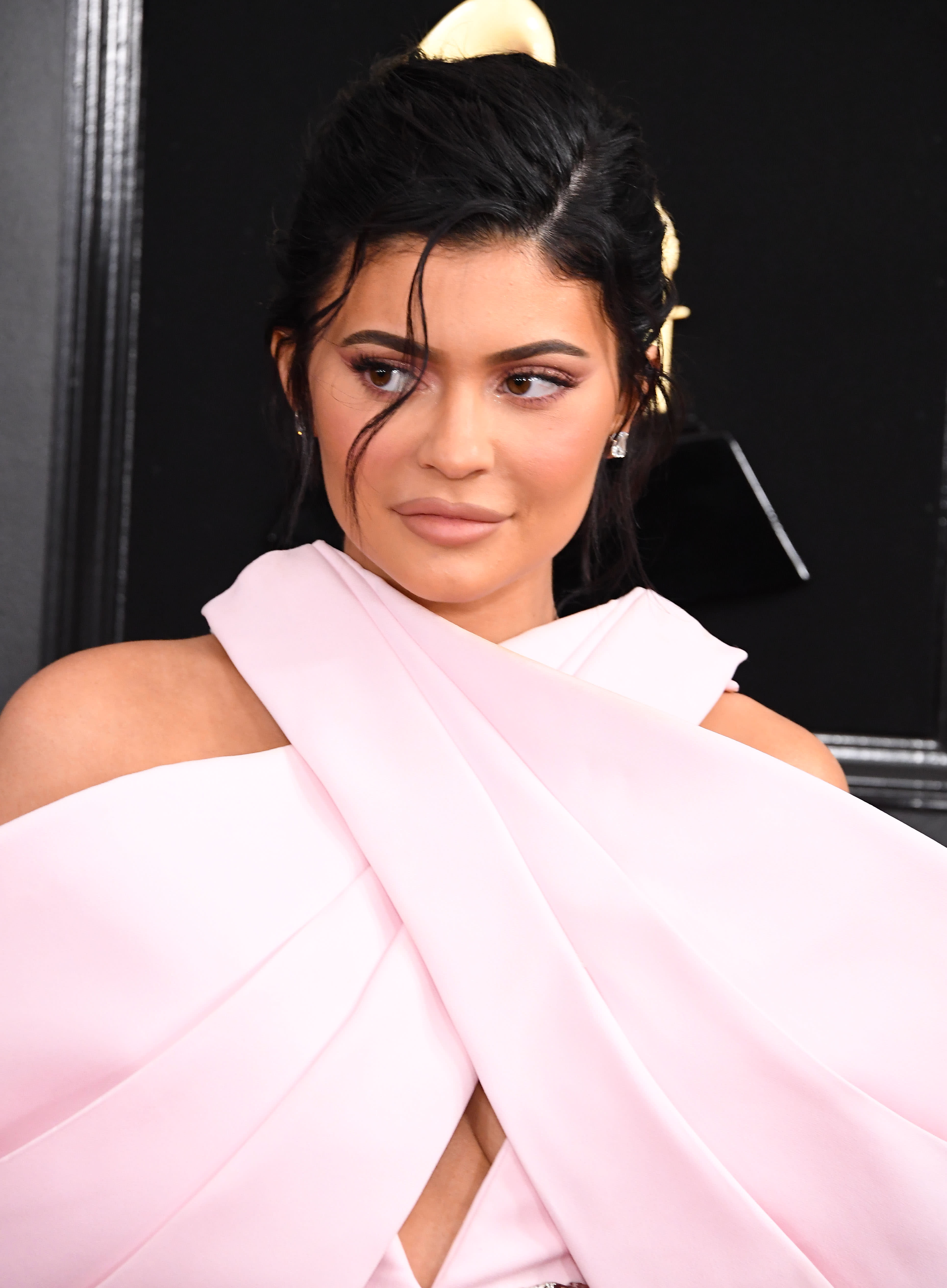 The youngest self-made billionaire no more - Forbes dethrones Kylie Jenner  of her billionaire status. Accuses the makeup mogul of forging tax  documents - Luxurylaunches