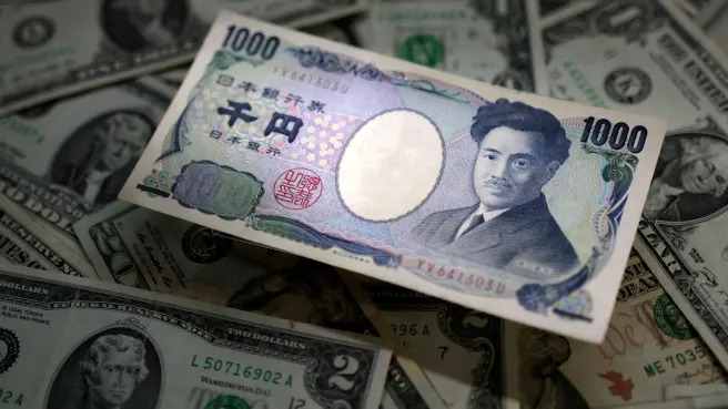 Yen watchers ask 'where is Japan' as currency losses accelerate