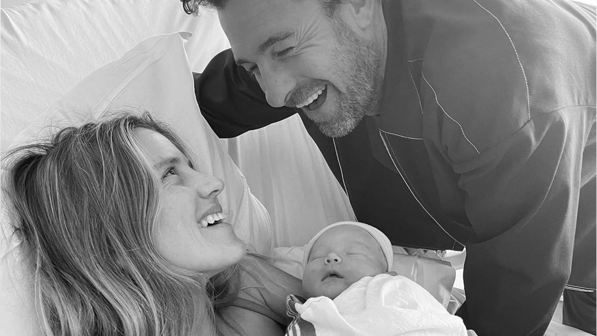 Scott Speedman becomes father of two