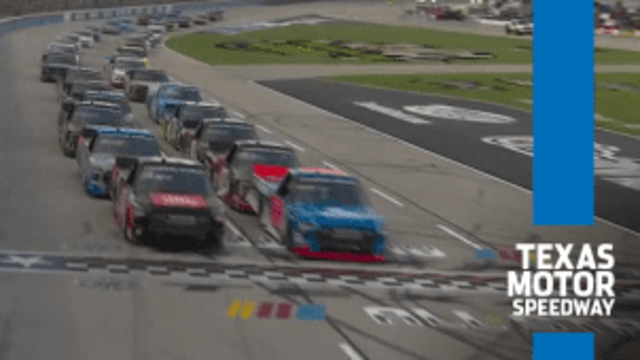 Truck Series gets the green flag at Texas