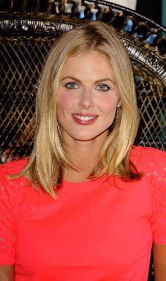 donna air without makeup