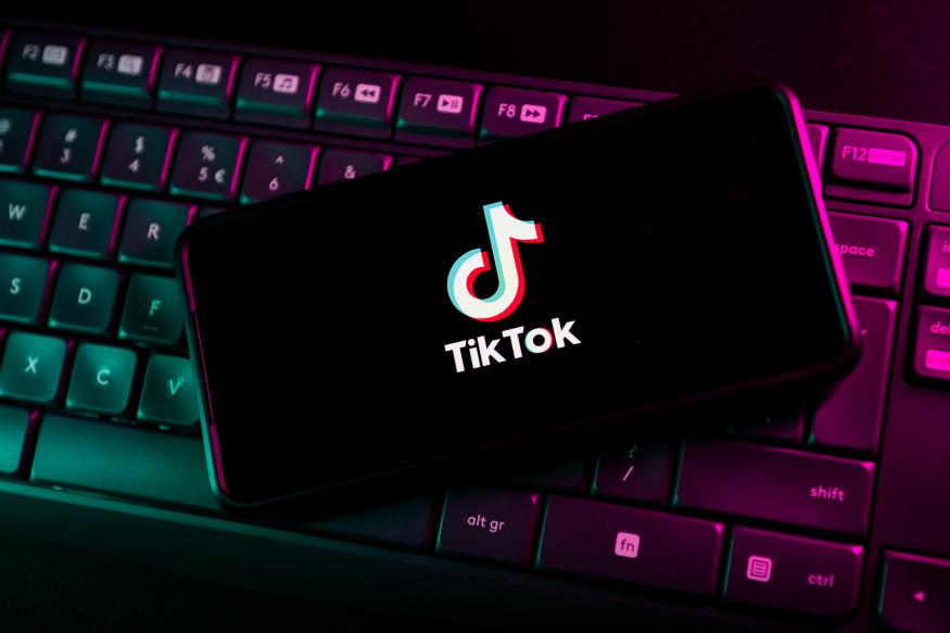 POLAND - 2023/02/07: In this photo illustration a TikTok logo seen displayed on a smartphone. (Photo Illustration by Mateusz Slodkowski/SOPA Images/LightRocket via Getty Images)