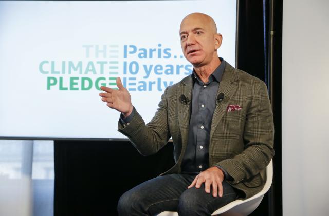 WASHINGTON, DC - SEPTEMBER 19: Amazon CEO Jeff Bezos announces  the co-founding of The Climate Pledge at the National Press Club on September 19, 2019 in Washington, DC. (Photo by Paul Morigi/Getty Images for Amazon)