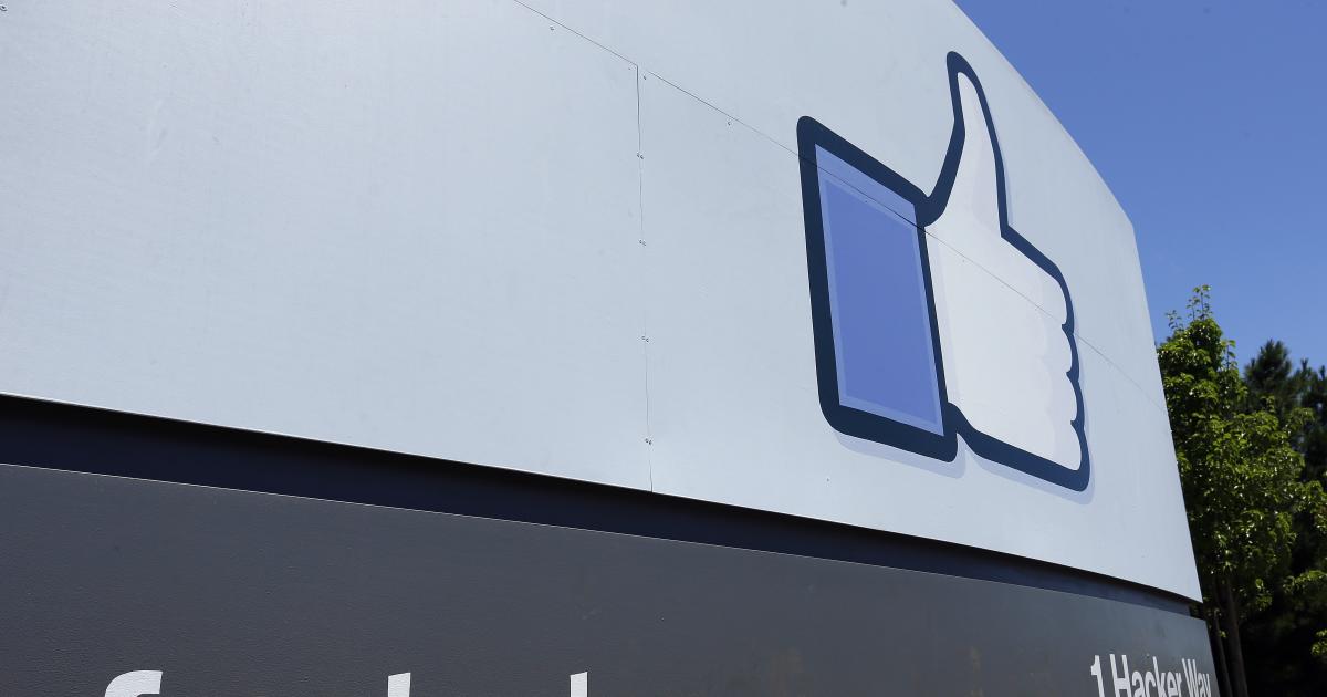 Las etiquetas de Facebook como «medios controlados por el estado» parecen reducir la participación