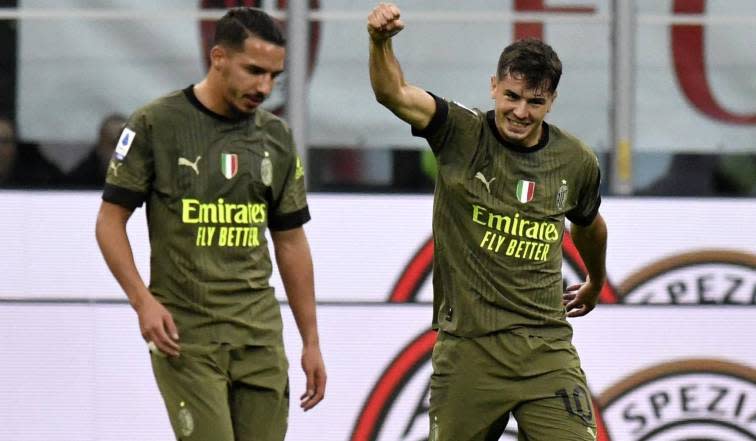 Milan z łatwością pokonał Monzę (4-1) i wrócił do Neapolu